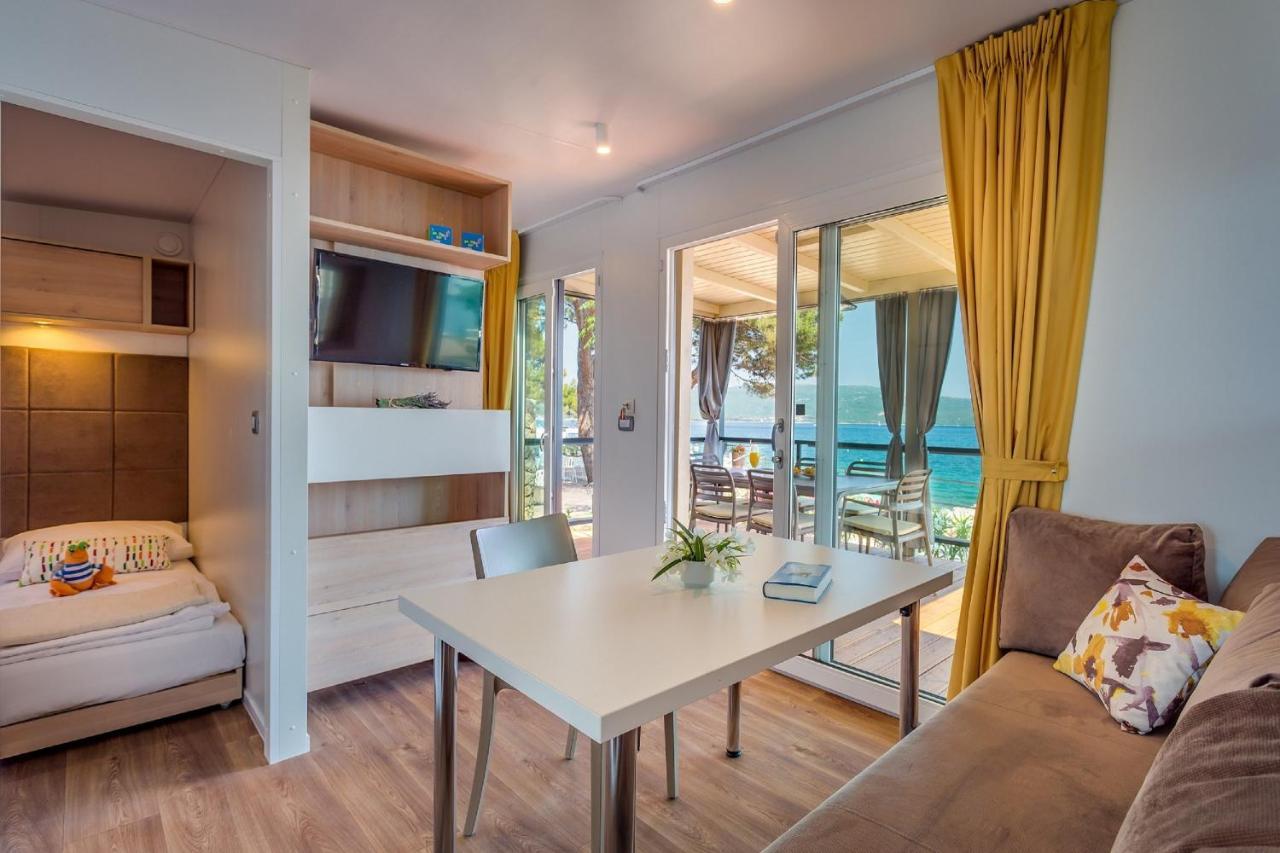 Valamar Camping Jezevac クルク エクステリア 写真